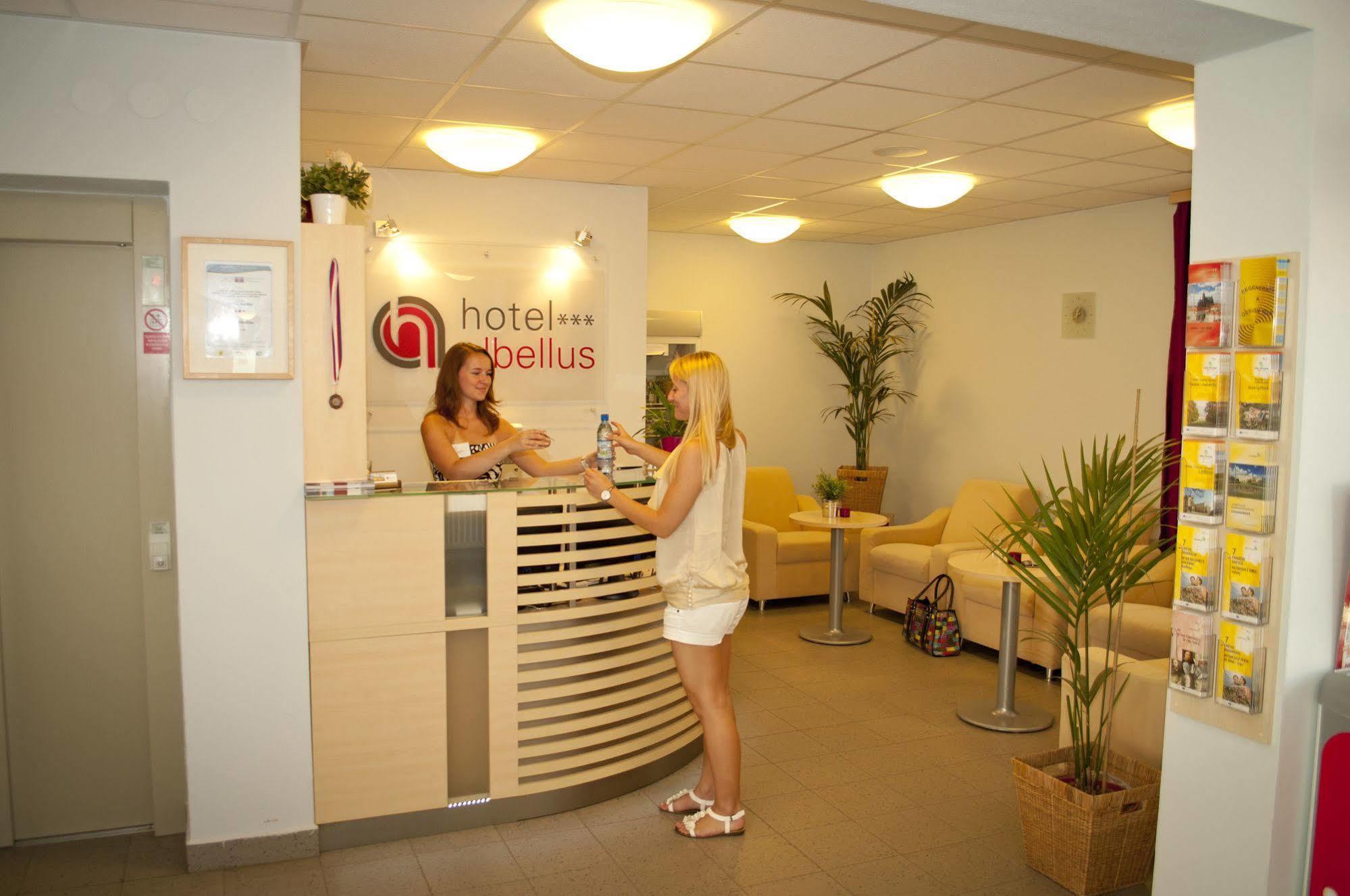 Hotel Albellus ブルノ エクステリア 写真