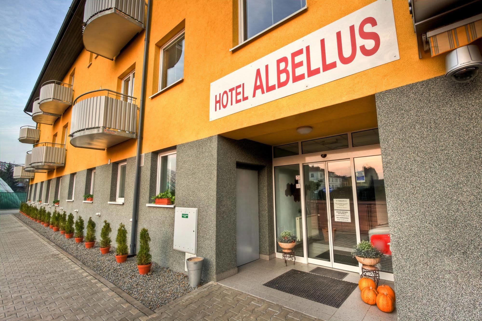 Hotel Albellus ブルノ エクステリア 写真