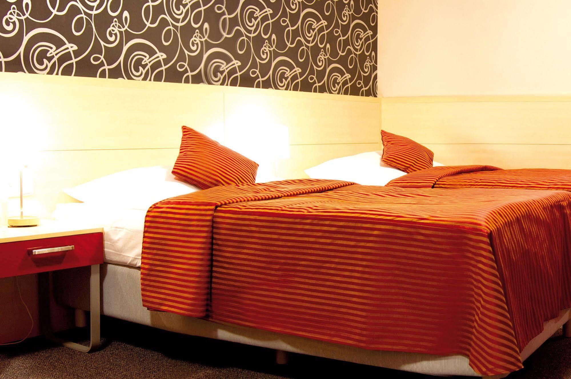Hotel Albellus ブルノ エクステリア 写真