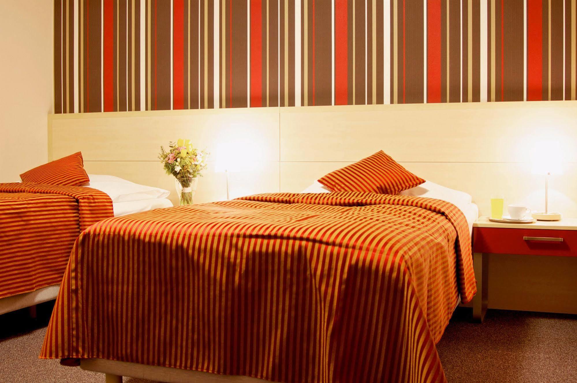 Hotel Albellus ブルノ エクステリア 写真